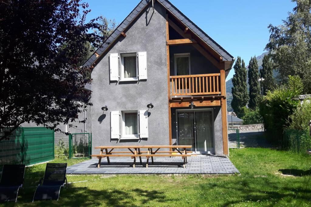 Вилла Chalet Toy Люс-Сен-Совёр Экстерьер фото